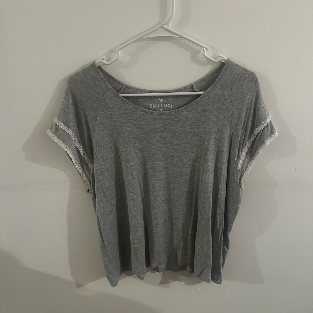 American Eagle Soft & Sexy Gray Women's Top